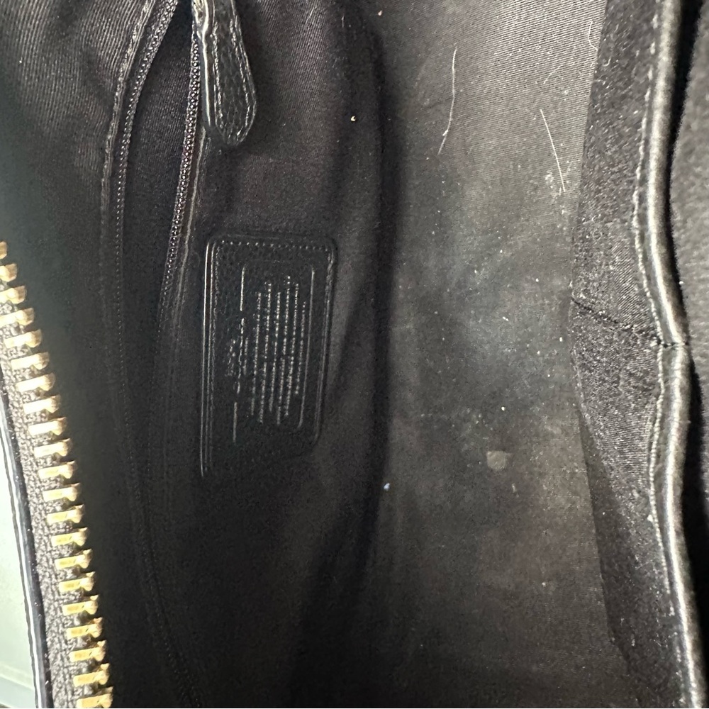 Coach Harley Hobo Shoulder Bag in black - Picture 8 of 10